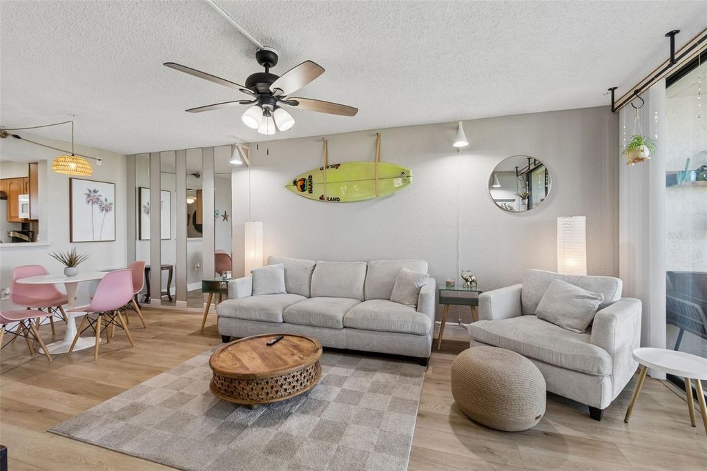 Image 23 of property listing at 900 COVE CAY DRIVE 5F, Clearwater, FL 33760