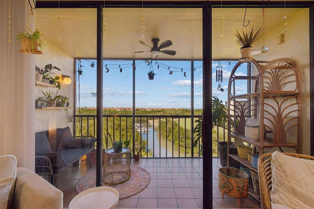 Image 26 of property listing at 900 COVE CAY DRIVE 5F, Clearwater, FL 33760