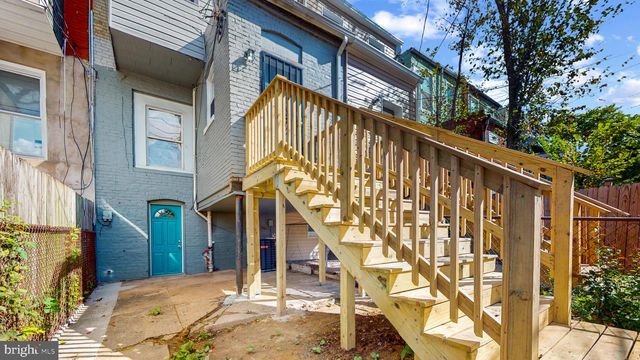 2710 THE ALAMEDA, Baltimore, MD 21218