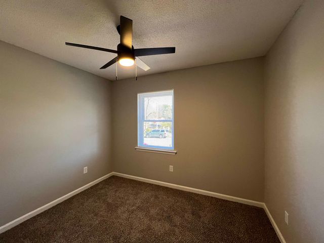 4025 MOSSVILLE ST, Memphis, TN 38109