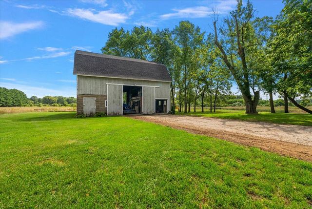 8351 Jericho Road, Lake Charter Twp, MI 49106