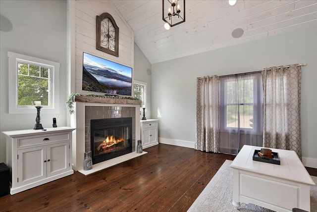 8351 Jericho Road, Lake Charter Twp, MI 49106