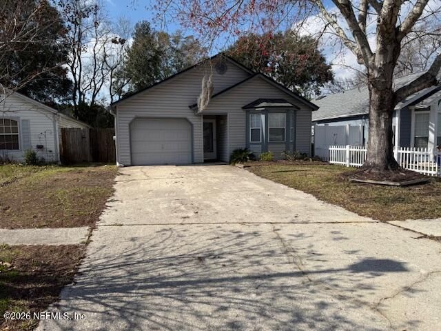 1870 MANITOBA Court, Middleburg, FL 32068