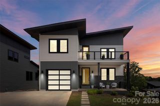 303 Iron Ridge Loop, Asheville, NC 28806