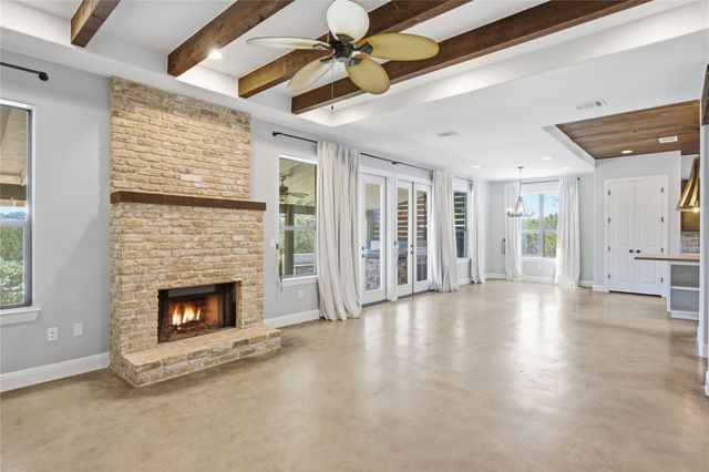 330 Gant RD, Dripping Springs, TX 78620