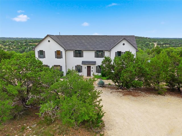 330 Gant RD, Dripping Springs, TX 78620