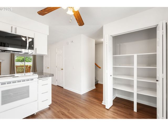 10900 Sw 76TH Pl 55, Portland, OR 97223