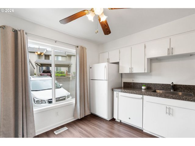 10900 Sw 76TH Pl 55, Portland, OR 97223