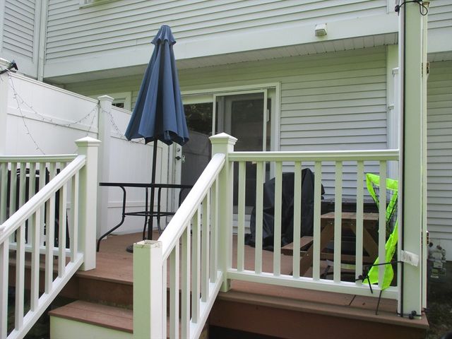 202 Heritage Ln 202, Auburn, MA 01501