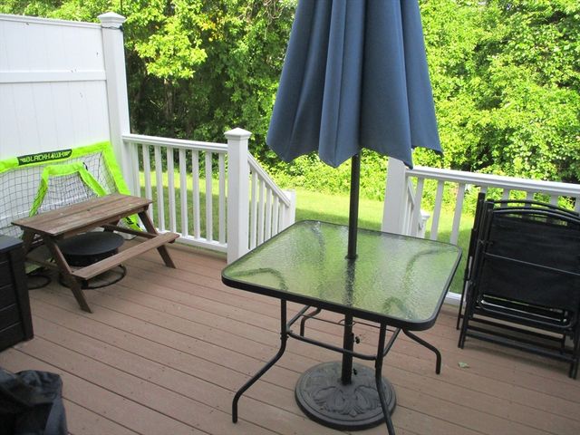 202 Heritage Ln 202, Auburn, MA 01501
