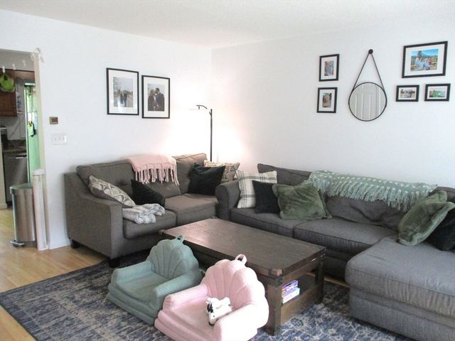 202 Heritage Ln 202, Auburn, MA 01501