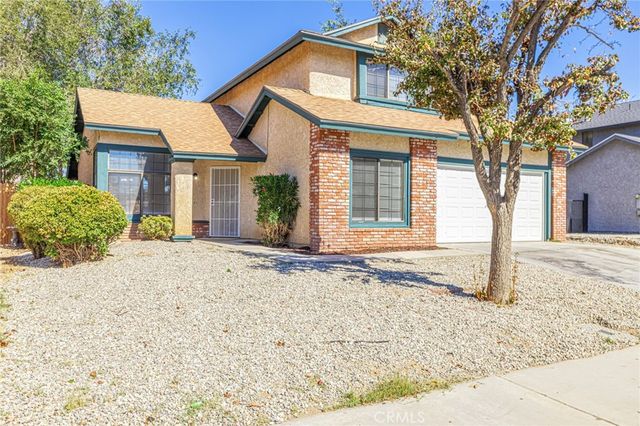 663 E Kettering, Lancaster, CA 93535