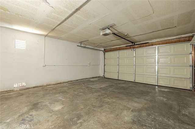 663 E Kettering, Lancaster, CA 93535