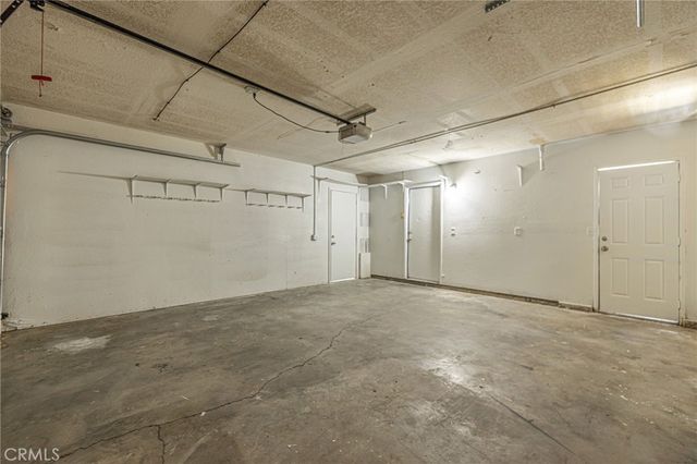 663 E Kettering, Lancaster, CA 93535