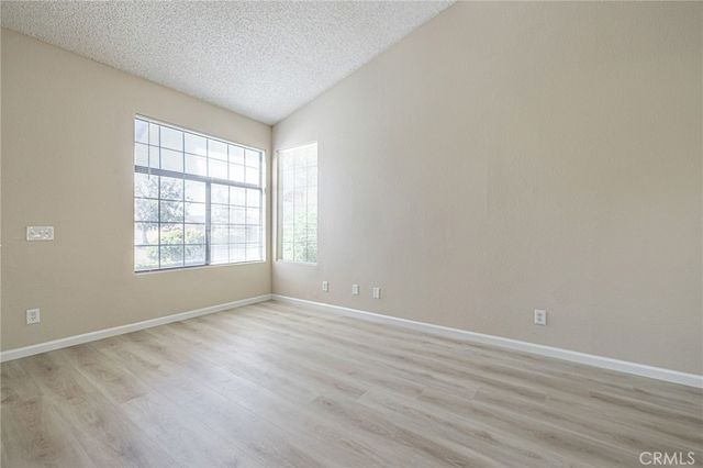 663 E Kettering, Lancaster, CA 93535