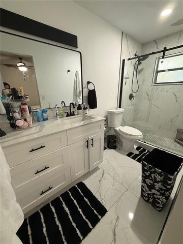 15022 SW 127th Pl, Miami, FL 33186