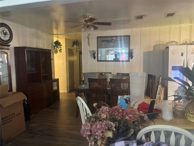 724 W 5th Street, Groveton, TX 75845