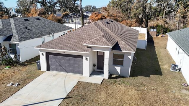 1747 S OAK STREET, Seffner, FL 33584