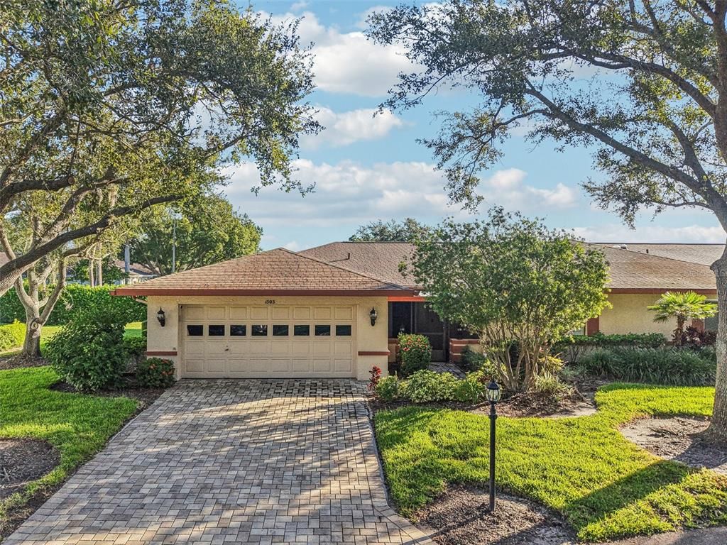 1503 LAUGHTON PLACE 206, Sun City Center, FL 33573