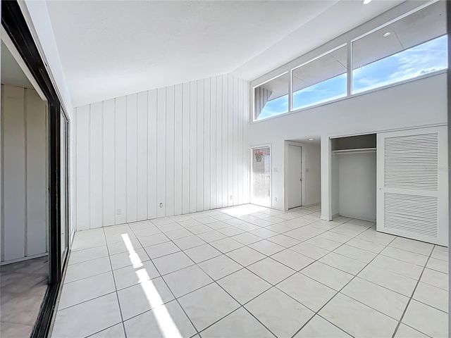 205 CROWN OAKS WAY 205, Longwood, FL 32779