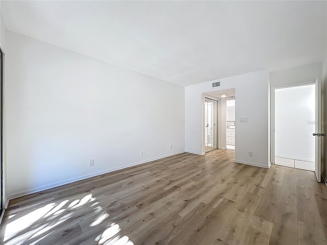 205 CROWN OAKS WAY 205, Longwood, FL 32779