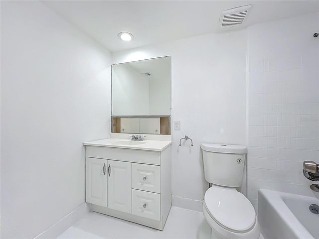 205 CROWN OAKS WAY 205, Longwood, FL 32779