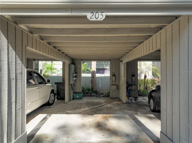 205 CROWN OAKS WAY 205, Longwood, FL 32779