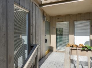 205 CROWN OAKS WAY 205, Longwood, FL 32779