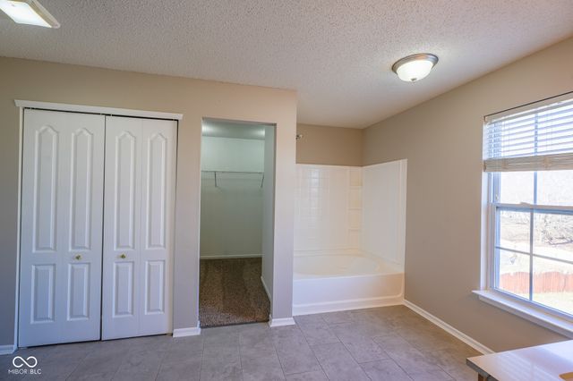 12548 Courage Crossing, Fishers, IN 46037