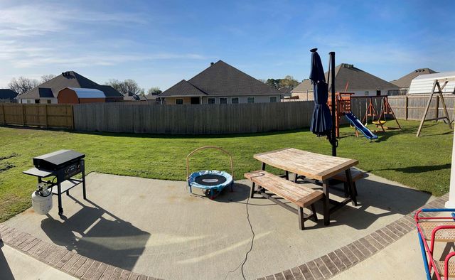 1300 Ridgefield Circle, Searcy, AR 72143