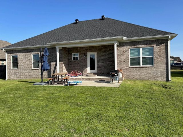 1300 Ridgefield Circle, Searcy, AR 72143