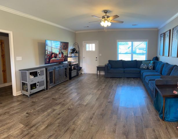 1300 Ridgefield Circle, Searcy, AR 72143