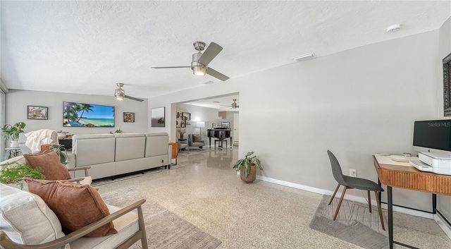 2614 CROTON AVENUE, Sarasota, FL 34239