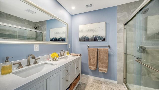 2614 CROTON AVENUE, Sarasota, FL 34239