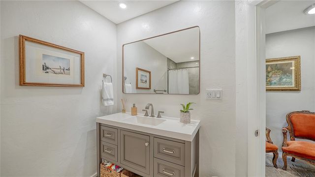 2614 CROTON AVENUE, Sarasota, FL 34239
