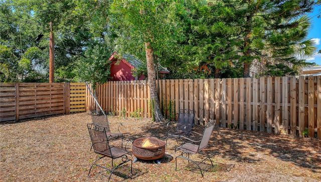 2614 CROTON AVENUE, Sarasota, FL 34239