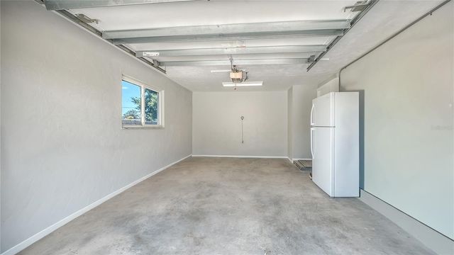 2614 CROTON AVENUE, Sarasota, FL 34239