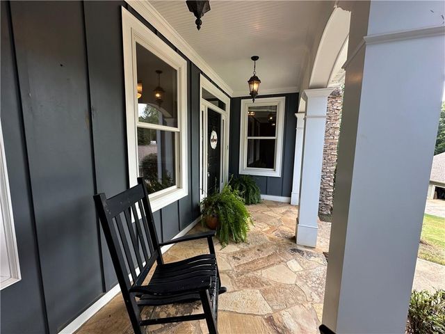 47 Stone Gate Drive NW, Cartersville, GA 30120