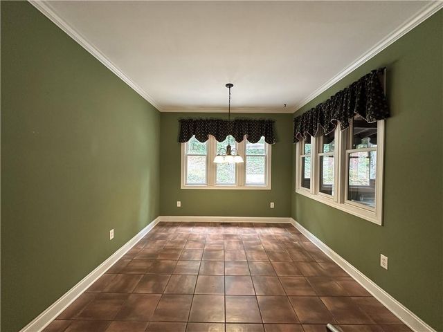 47 Stone Gate Drive NW, Cartersville, GA 30120