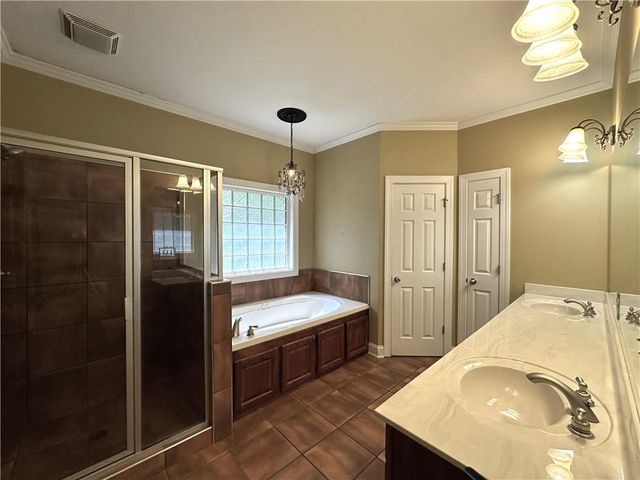 47 Stone Gate Drive NW, Cartersville, GA 30120