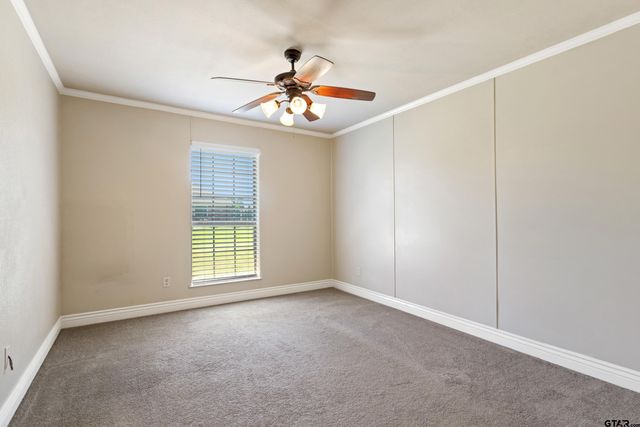 13575 Country Vw, Tyler, TX 75706