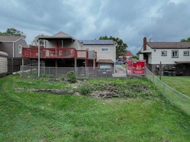 422 Oakhurst Avenue, N Versailles, PA 15137