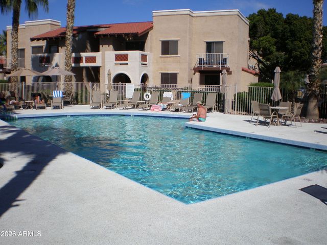 5757 W EUGIE Avenue 2113, Glendale, AZ 85304