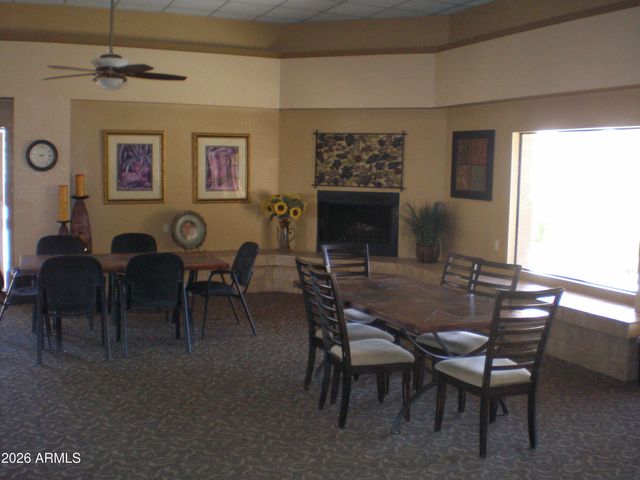 5757 W EUGIE Avenue 2113, Glendale, AZ 85304