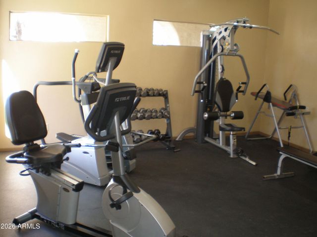 5757 W EUGIE Avenue 2113, Glendale, AZ 85304