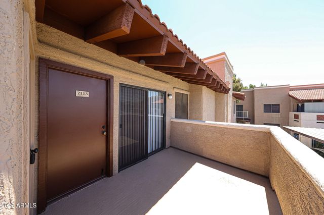 5757 W EUGIE Avenue 2113, Glendale, AZ 85304