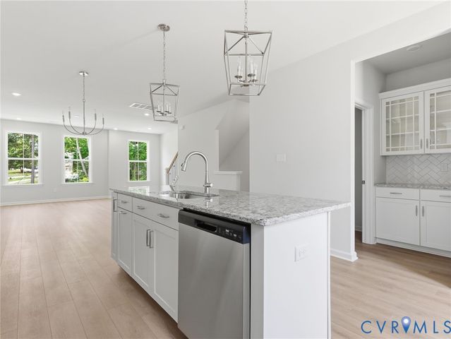 13807 Riverlight Dr, Midlothian, VA 23114