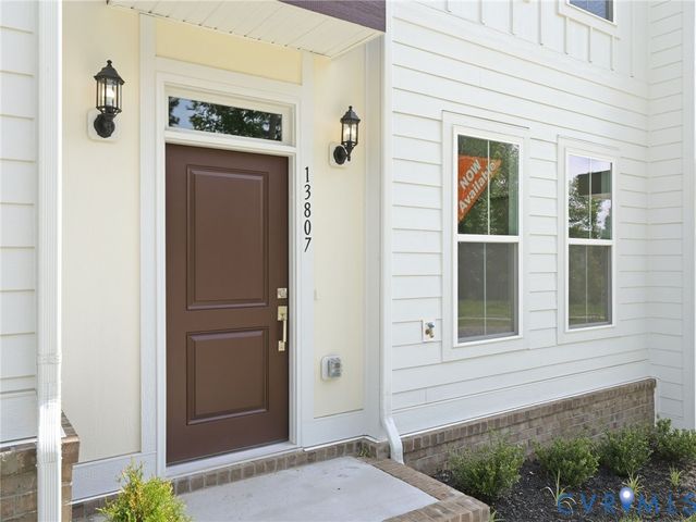 13807 Riverlight Dr, Midlothian, VA 23114
