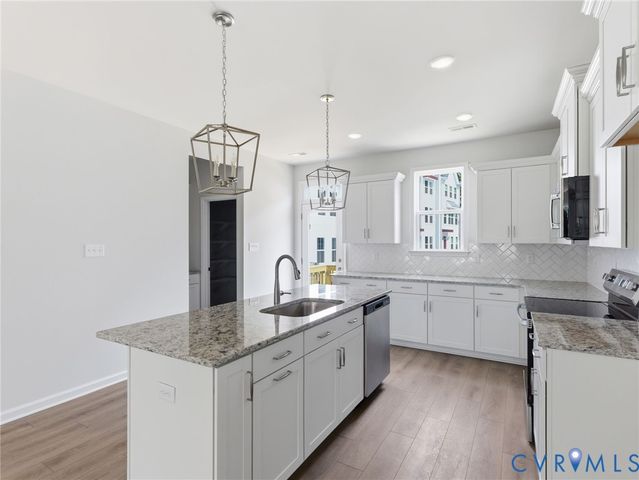 13807 Riverlight Dr, Midlothian, VA 23114