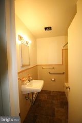 215 W 4TH ST #7, Quarryville, PA 17566